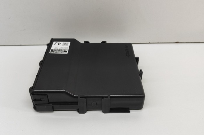 Unitate de control motor TOYOTA YARIS CROSS MXP_ 2022 OEM: 89981-0D031,MB286000-0290 28310875