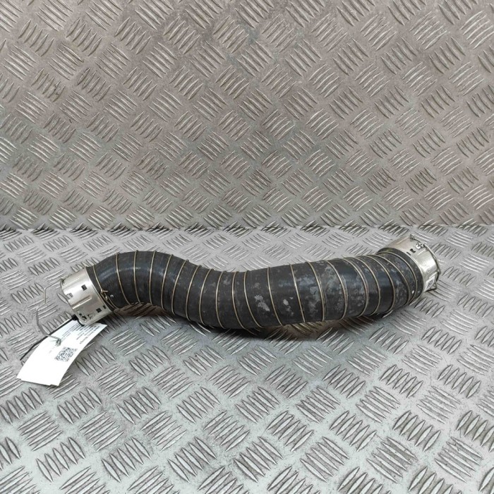 Furtun intercooler BMW 3 G20, G28 2024 OEM: 8654521