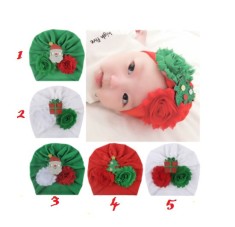 Caciulita tip turban cu personaje de Craciun (Marime Disponibila: 3-6 luni