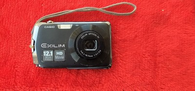 APARAT FOTO DIGITAL Casio EXILIM 12,1 MEGA PIXELS , DEFECT ! foto