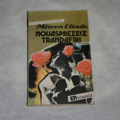 Nouasprezece trandafiri - Mircea Eliade - 1991