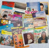 Lot 43 discuri vinil muzică străină &ndash; Schlager, Pop anii 70-80, Muzică Clasică și de Orchestră