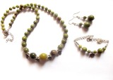 Set colier ,bratara reglabila si cercei cu jasp olive 41429, Set bijuterii handmade