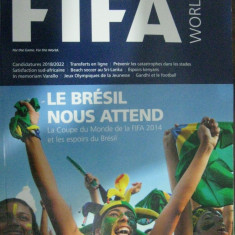 Revista de fotbal - FIFA world (octombrie 2010)