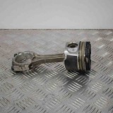 Piston Toyota Auris E15 2009 OEM 13101-0R0318JB-08180 Original