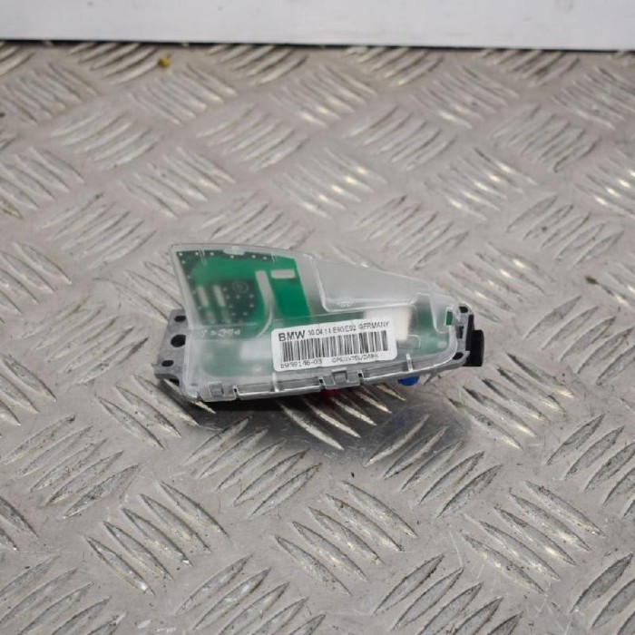 Antena BMW 2 Coupe F22, F87 2014 OEM: 1682707 2845247