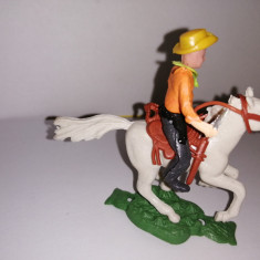 bnk jc Figurina de plastic - cowboy calare - Hong Kong copie Timpo