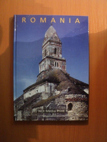 ROMANIA text de DIANE CHESNAIS , FOTOGRAFII DE DAN IOAN DINESCU , MIRCEA SAVU