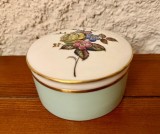 CASETA DIN PORTELAN FIN ENGLEZESC- ROYAL WORCESTER- FINE BONE CHINA D10,4CM