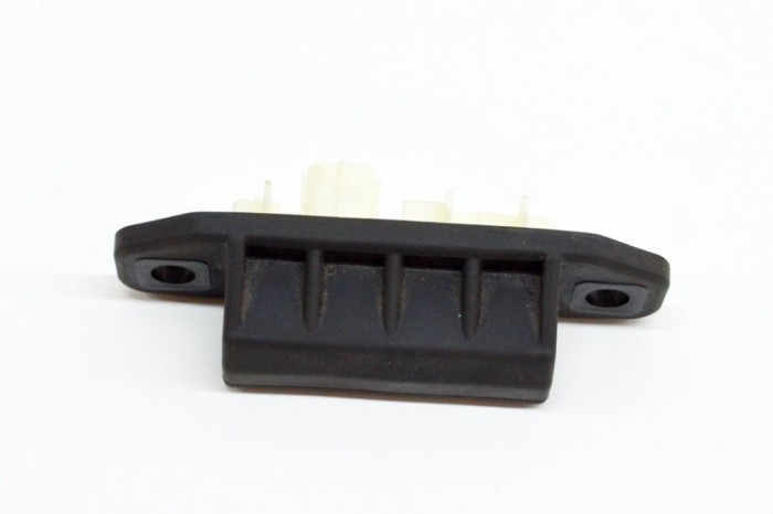 Comutator deschidere haion TOYOTA C-HR _X1_ 2021 OEM: 15D355 14878134