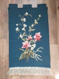Peretar cusatura de mana, flori, 90cm x 59cm