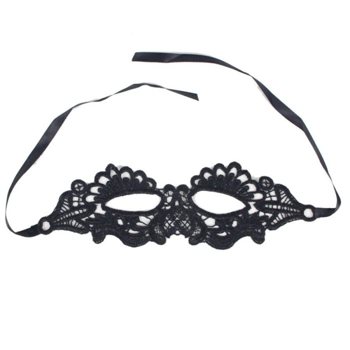 Masca Fermecatoare Queen neagra