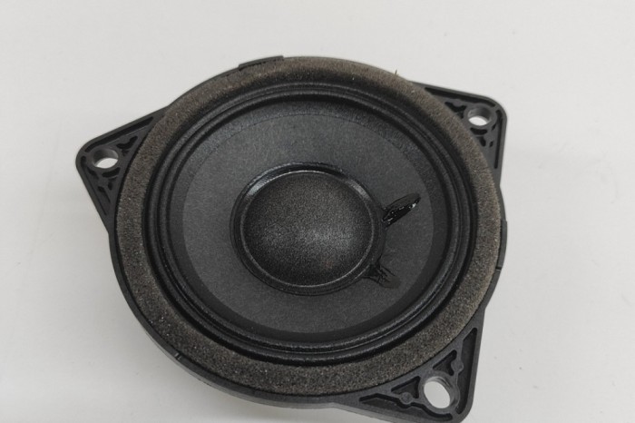 Difuzor ușă st&acirc;nga spate PORSCHE CAYENNE 9Y0/9Y3 2023 OEM: 971035415F,971.035.415.F | 29180179