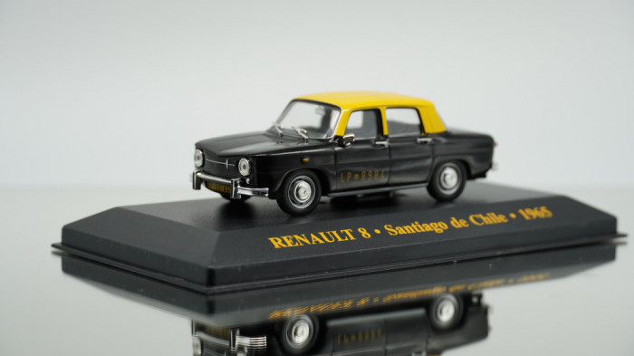 Renault 8 (Dacia1100) Taxi Santiago de Chile - IXO 1/43