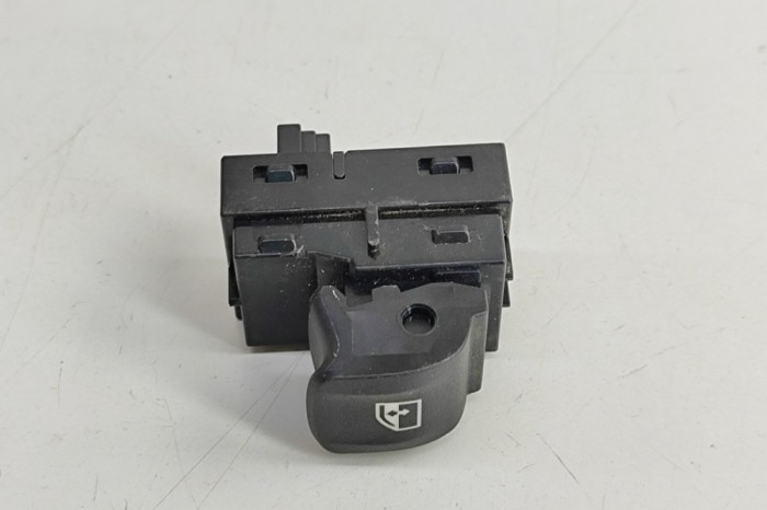 Buton geam ușă dreapta spate BMW 2 Gran Coupe F44 2023 OEM: 7950756 29581073