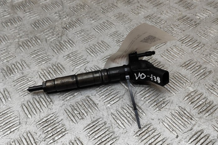 Injector de combustibil MERCEDES-BENZ R W251, V251 2009 OEM: A6420701187 28798741