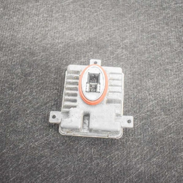 Modul xenon far dreapta față BMW 5 F10 2010 OEM: W003T20071,7237647 10702785