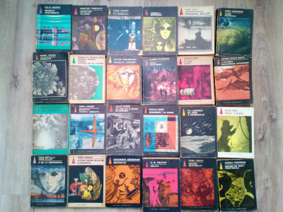 Colectia &amp;quot;Fantastic&amp;quot; (ed.TIneretului, 1966-197, SF), completa, 56 titluri foto