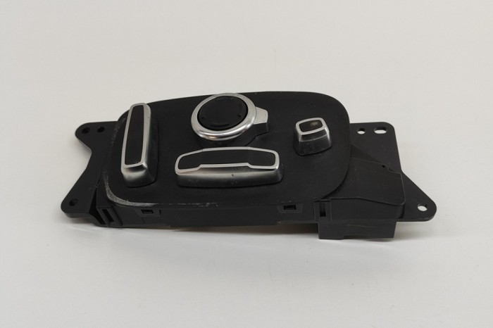 Buton de control scaun dreapta LAND ROVER RANGE ROVER SPORT II L494 2019 OEM: J8A2-14B566-BA 28430534