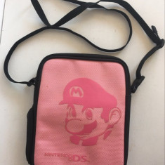 Husa / gentuta / geanta mica Nintendo DS Super Mario Bros, culoare roz, 20x16cm