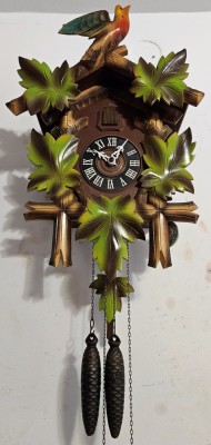 Ceas de perete cu pendul Cuc (Cuckoo Clock) foto