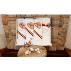 Trusou botez baietei cu clop brodat (Marime Disponibila: One size)