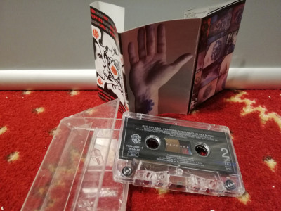 caseta audio originala RED HOT CHILI PEPPERS - BLOOD(1991/WARNER) - stare: NM foto