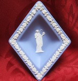 FARFURIE PORTELAN ENGLEZESC WEDGWOOD BLUE JASPERWARE 14.5 CM