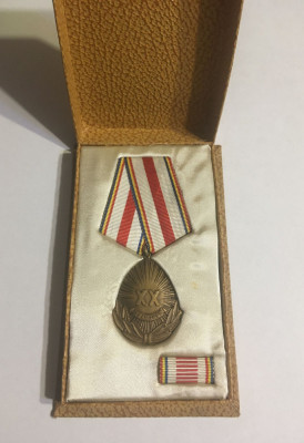 Medalia a XX-a aniversare a eliberării Patriei (1964) foto