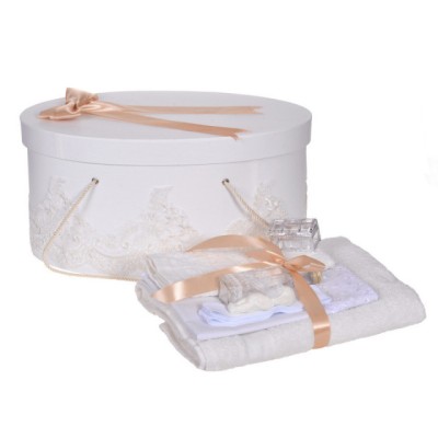 Set trusou botez si cutie trusou, dantela si fundita, decor elegant Crem / foto