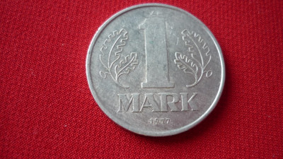 1 MARK 1977 foto