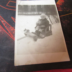 copil cu papusa si iepuras an 1927 piatra neamt f1