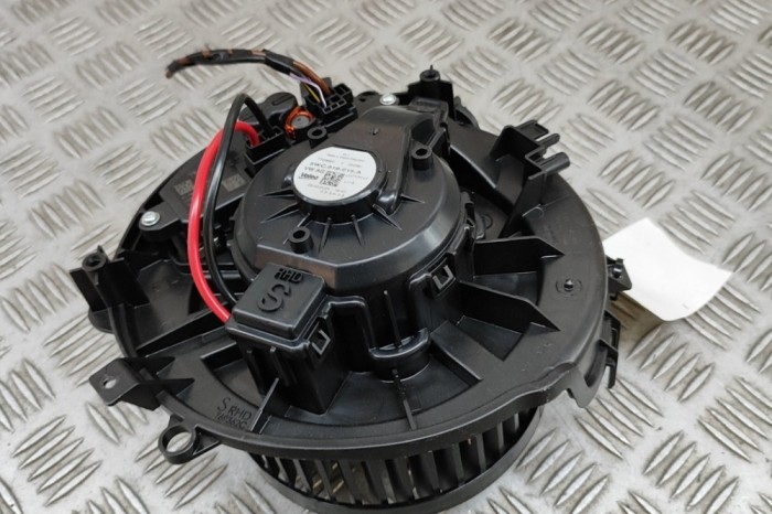 Ventilator aeroterma AUDI A3 Limousine 8YS 2024 OEM: 5WC819015A,T72368C 30618197