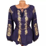 Cumpara ieftin Bluza albastra cu motiv floral auriu - BMG123