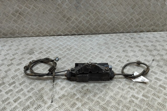Motor fr&acirc;nă de m&acirc;nă BMW X6 F16, F86 2016 OEM: 6868514 26412454