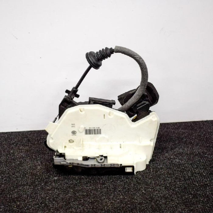 &Icirc;ncuietoare ușă st&acirc;nga spate VW GOLF VII 5G1, BQ1, BE1, BE2 2014 OEM: 5K4839015R 3678765