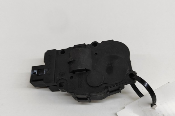 Motoras clapetă aeroterma PORSCHE CAYENNE 92A 2015 OEM: 20032015,16450178,412650750 | 22404356