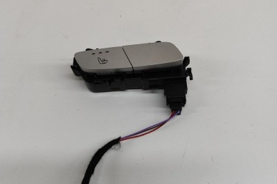 Comutator &amp;icirc;ncălzire scaun MERCEDES-BENZ EQC 2023 OEM: A2059053520 | 29075683 foto