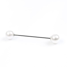 Brosa tip ac cu perle albe