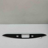 Ornament lampa număr de &icirc;nmatriculare MERCEDES-BENZ E W213 2017 OEM: A2137500000 30481605