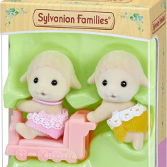 Figurine Sylvanian Families - Gemenii Oite