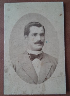 Fotografie tip CDV, barbat cu mustata, sfarsit de secol XIX foto