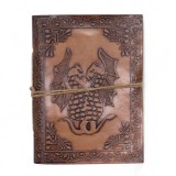 Agenda din piele naturala decorata in relief - Dragoni