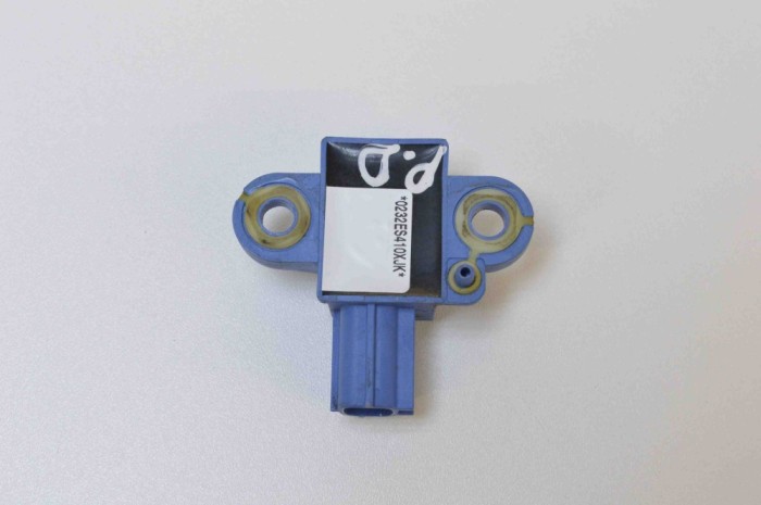 Senzor de impact dreapta față VW JETTA III 1K2 2006 OEM: 1K0955557A | 2121752