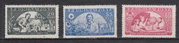 ROMANIA 1954 LP 363 PIONIERI SERIE MNH