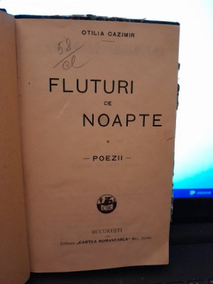 Fluturi de noapte, poezii - Otilia Cazimir foto