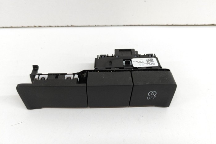 SKODA SCALA 2021 OEM: 656927132C SKU: 23991170