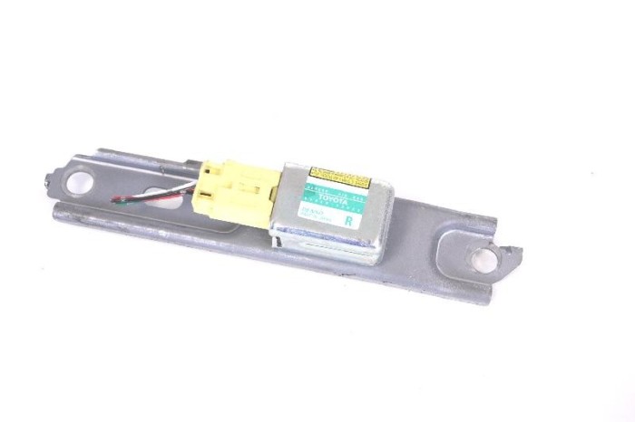 Senzor de impact lateral dreapta LEXUS RX _U3_ 2007 OEM: 89860-48020 | 10018634