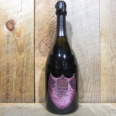 Șampanie Don Perignon Lady Gaga rose limited edition foto