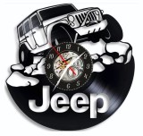 Ceas de perete decorativ realizat din disc de vinil, Model Masina de Teren Jeep Off-Road pe Stanci, Text Jeep, Negru, 30 cm